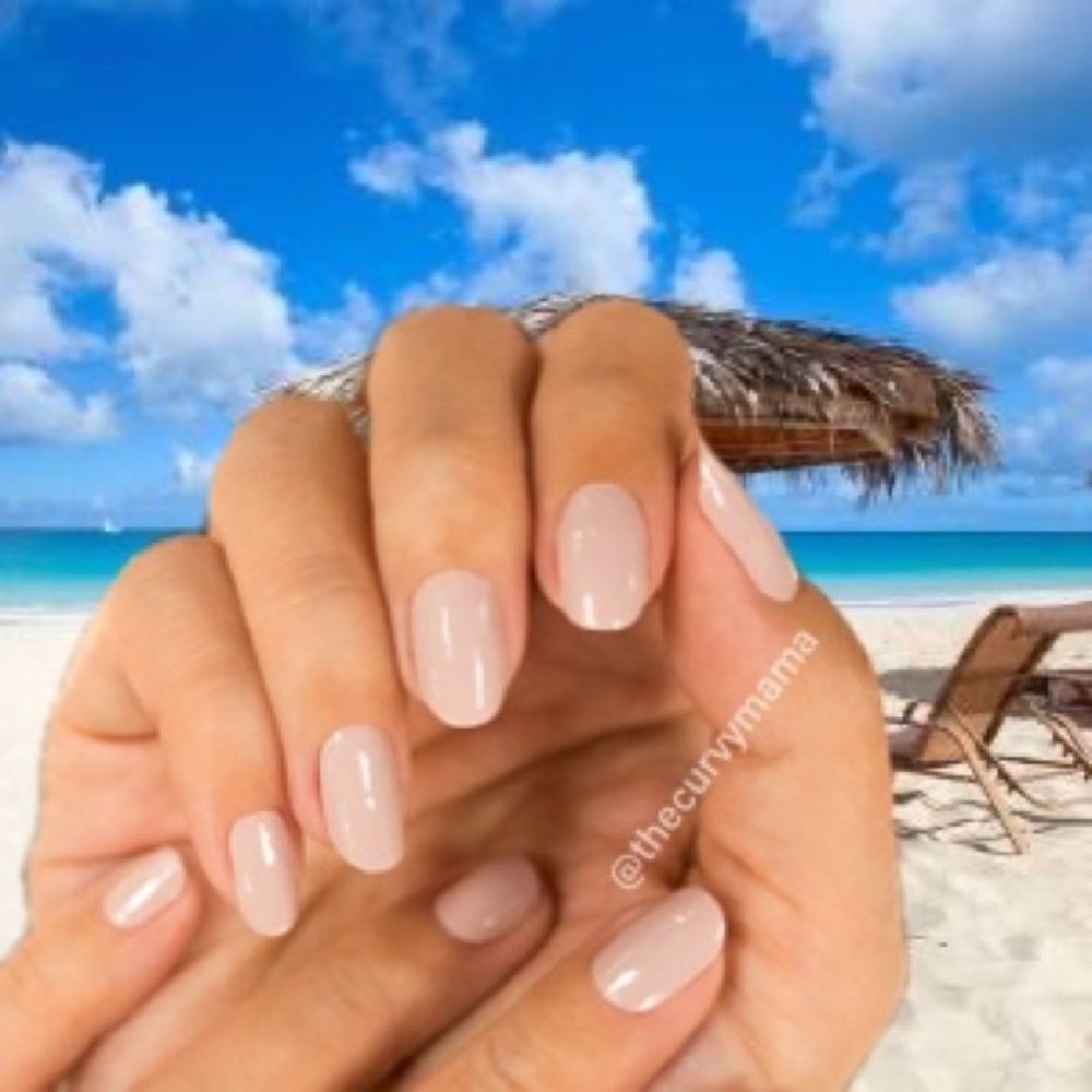 2/$20 color street nails Giza sands neutral solid - Picture 1 of 2